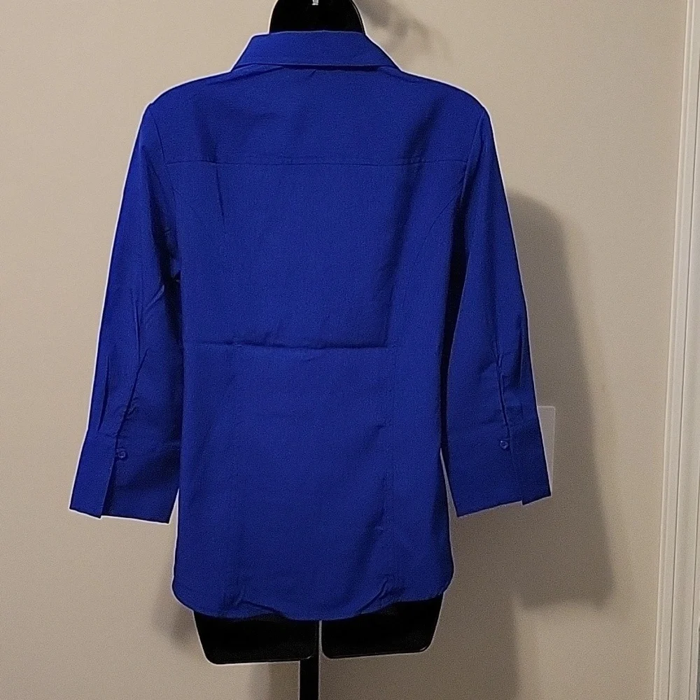 Women's button down - Picture 2 of 3